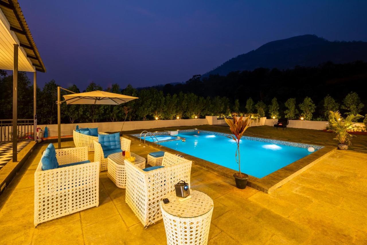 Saffronstays Turquoise Maison, Karjat Eksteriør billede